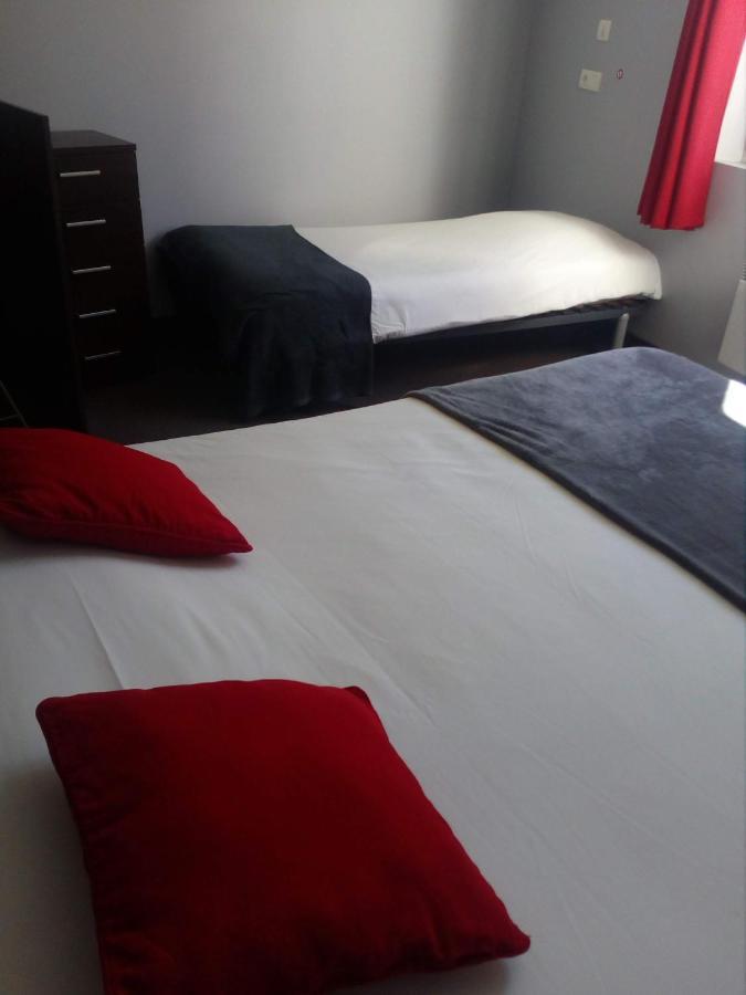 Hotel De 2*